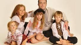 Словниковий диктант 5 клас НУШ What about your family?