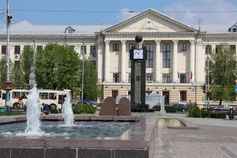 04002isf-56d7-940x627.jpg