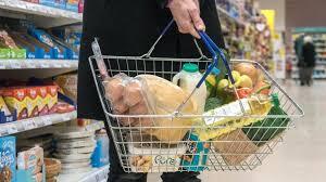 Cost of living: People cut back on food shopping as price rises bite - BBC News