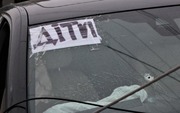 рашисти обстріляли авто: вбили підлітка, 5-річну дитину поранили