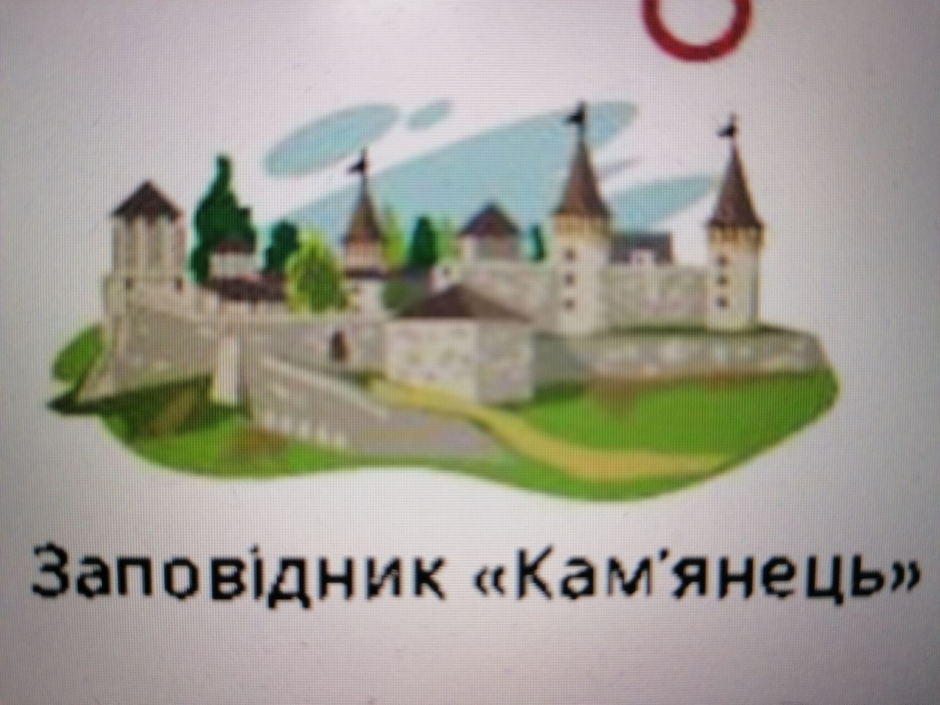 0400ag9s-f925-940x705.png