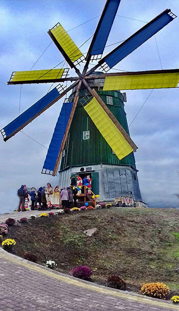 0400e15m-70d0-350x607.jpg