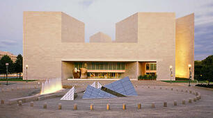 Презентація з теми "East wing of the national gallery collections" з англійської мови