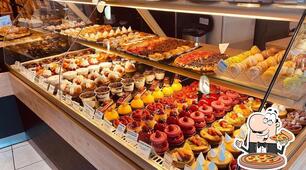A la boulangerie-pâtisserie