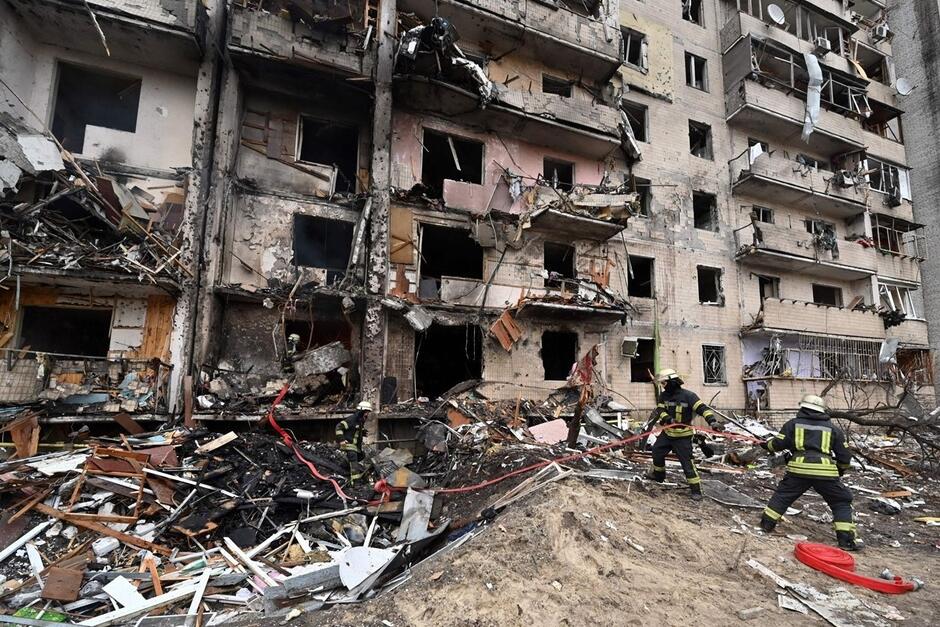 НАТО Ревю - Захист цивільних: константа у мінливому безпековому середовищі