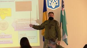10. Нормативно -правова база з військових питань