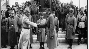 Друга війна більшовицької Росії з УНР. Антибільшовицький повстанський рух. Реорганізація Директорії УНР. Державне будівництво та національна політика.