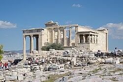 04011ayb-c778-348x234.jpg