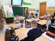 У школах учнів вчать правилам мінної безпеки