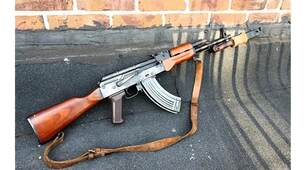 Спорядження магазину патронами і порядок заряджання автоматичної зброї