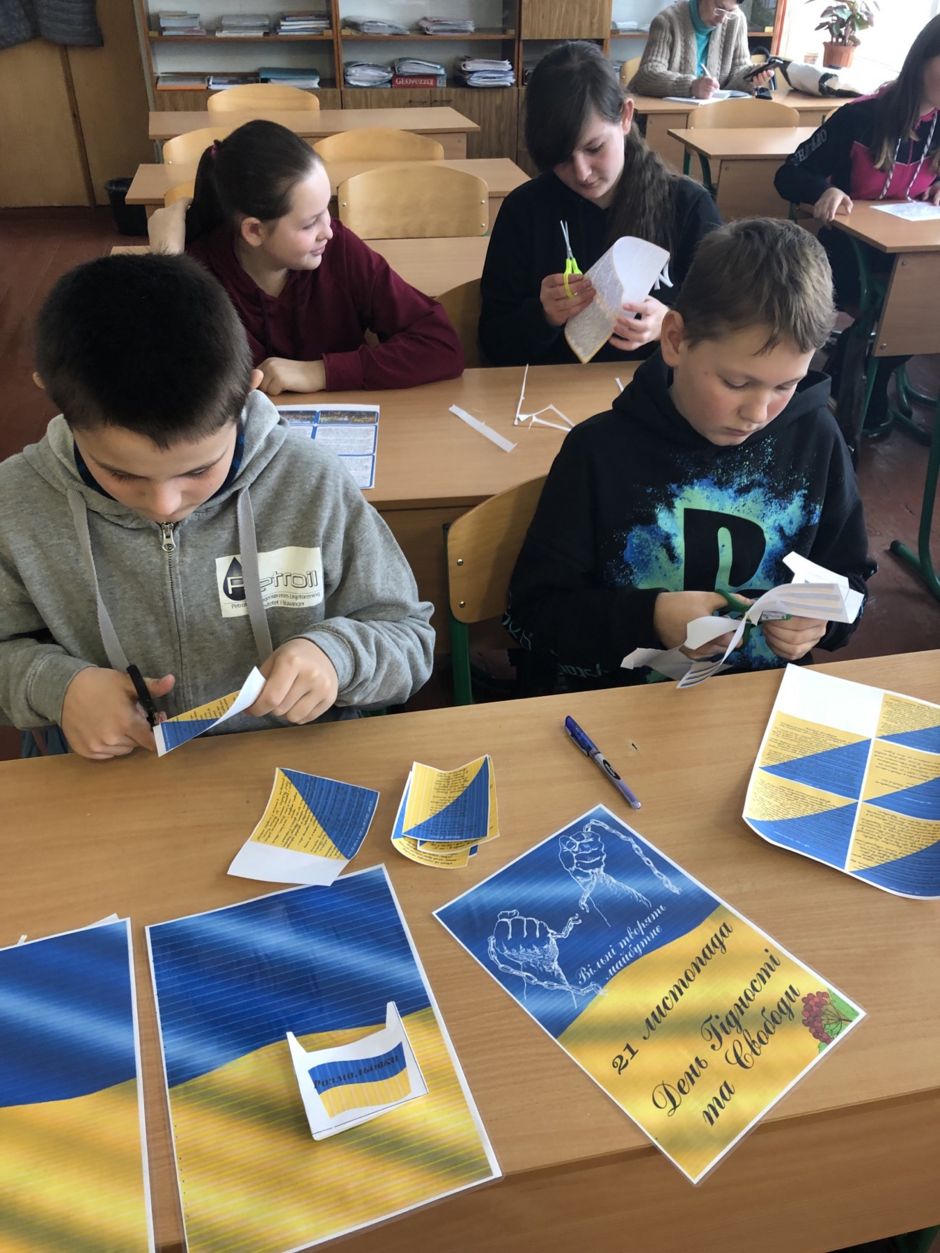 04017k82-46a2-940x1253.png
