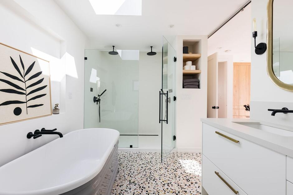 32 Fancy Bathroom Designs