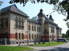 0401alqu-21a5-239x179.jpg