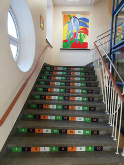 0401bd0w-2ca9-252x336.jpg