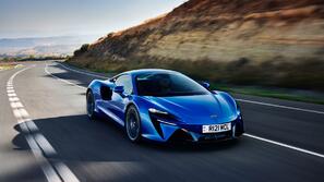 McLaren Selling Heritage Cars (Temporarily) to Pay for Artura