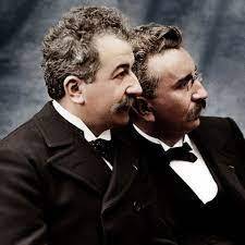Цей день в історії : 28 грудня 1895 : Народження кінематографу
