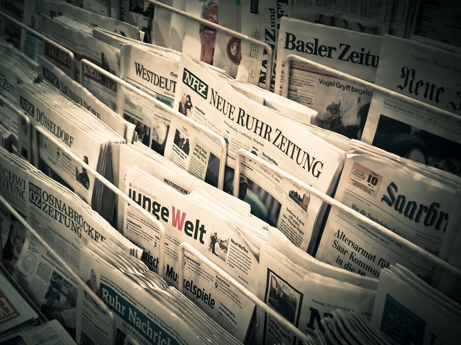 Zeitungen und Zeitschriften | Schreibwaren Fleckenstein