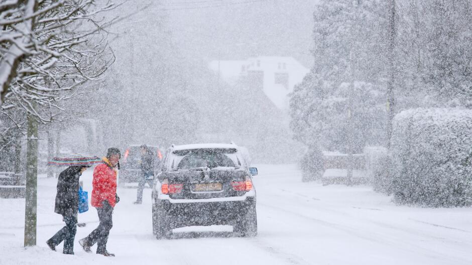 UK braces itself for ice cold weather