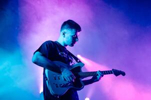 0401gz4o-42fc-302x201.jpg