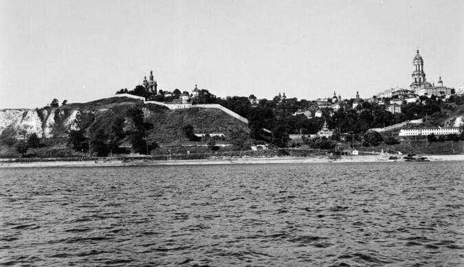 Києво Печерська Лавра у 1942 році