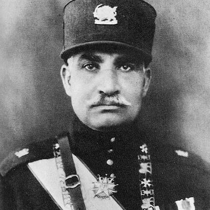 Цей день в історії : 12 грудня 1925 : Реза-хан Пехлеві — новий шах Персії