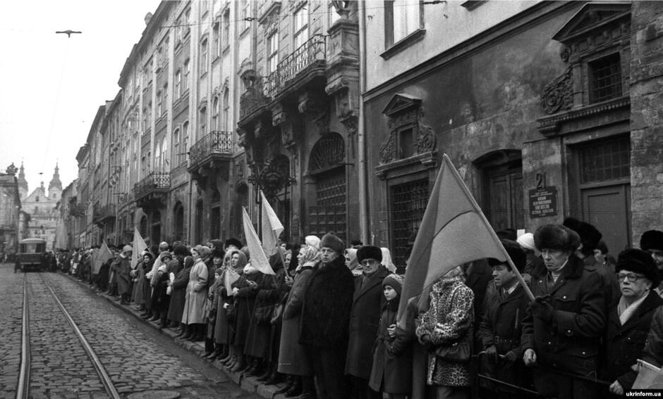 Соборність України. «Живий ланцюг» 1990 року (архівні фотографії)