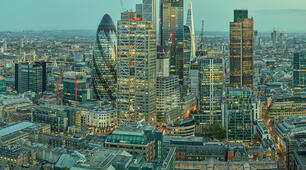  Listening. London -its parts and must-sees7 ,8forms