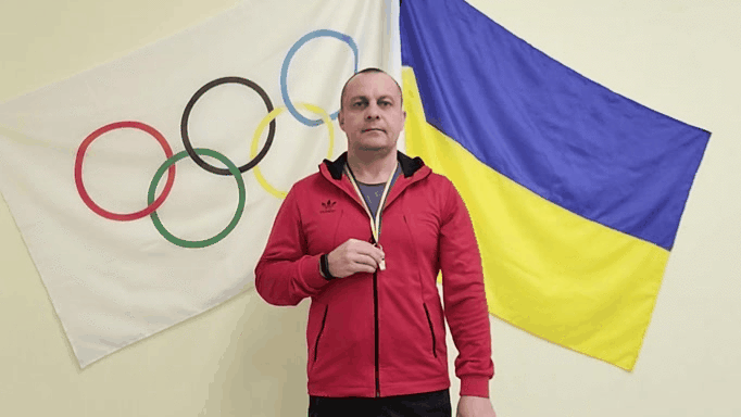 0401zkhm-6975-682x384.gif