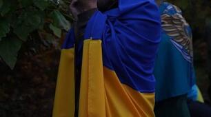 НАС ОБМІНЯЛИ, МАМО!