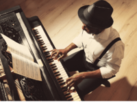 5 Habits to Adopt to Become a Better Piano Player