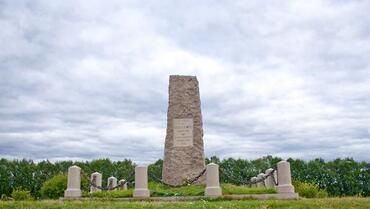 04026lon-3965-370x209.jpg