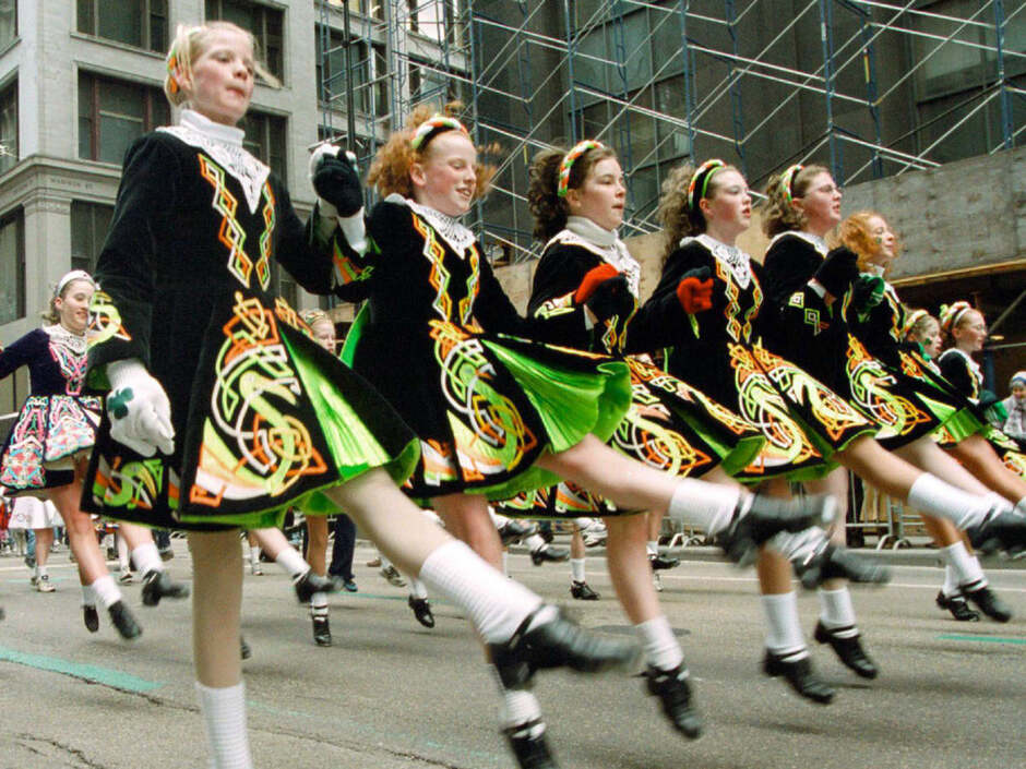 St. Patrick's Day: Origins, Meaning & Background - HISTORY - HISTORY