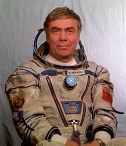 Видатні космонавти України - Українські дослідника космосу