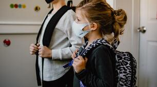 COVID-19 та вплив пандемії на освіту, зокрема на рівень навчальних досягнень, доступність технологій, соціально-економічні питання