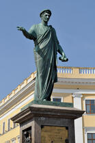 040294r4-9f74-139x209.jpg