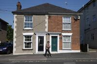 A Tour of Britain's Endearing, Semi-Detached Homes - Bloomberg