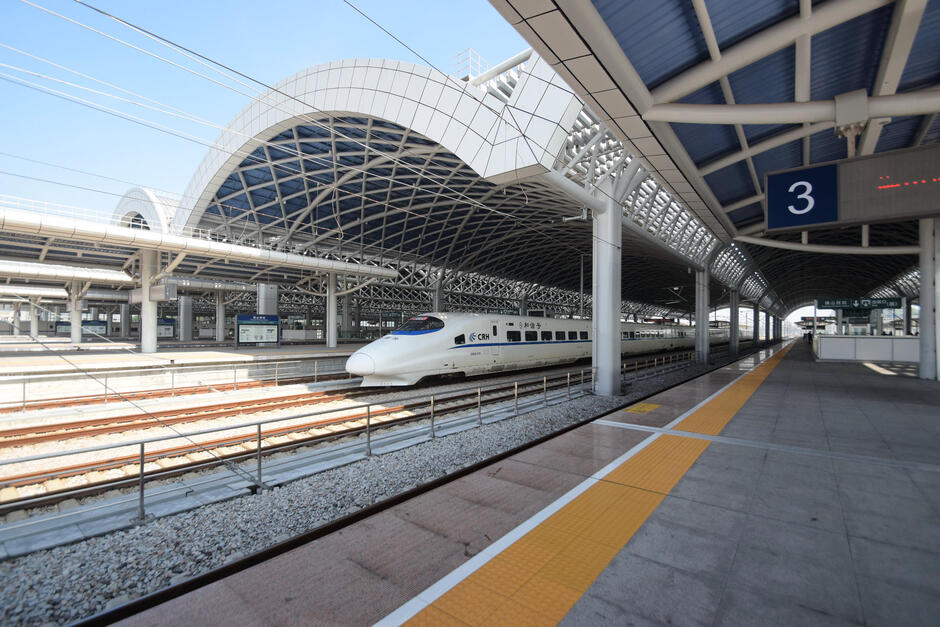 0402a0zu-541e-940x627.jpg