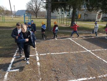 0402cmzg-6a3d-345x259.jpg