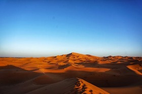 Безкоштовне стокове фото на тему «merzouga, апельсин, блакитне небо» стокове фото