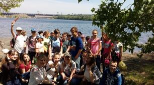 "День Здоров'я" - проведення конкурсів і змагань.