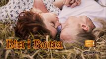 "Він їй - усе, вона йому - кохання..." ГАРНИЙ ВІРШ ПРО КОХАННЯ - YouTube