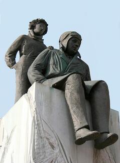 0402ekw2-a179-239x324.jpg