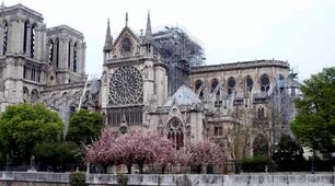 Visite à Paris
