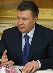 0402gqns-baab-184x254.jpg