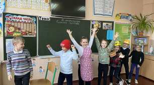 Як же весело на літературному читанні.