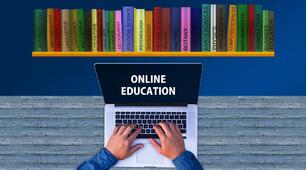 -	Системи дистанційного навчання. Google Classroom та Moodle. Березовська А. П'ятниця Є. 1т
