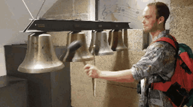 0402i799-7592-640x356.gif