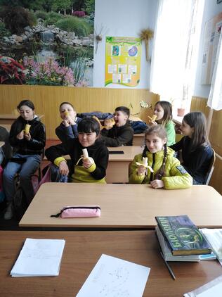 0402inpv-014a-940x1253.jpg