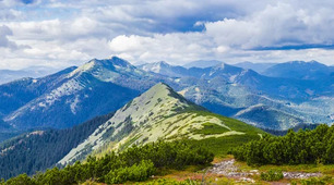 Гори України