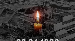 Цей дощ - як душ. Цей день такий ласкавий.  Сади цвітуть. В березах бродить сік.